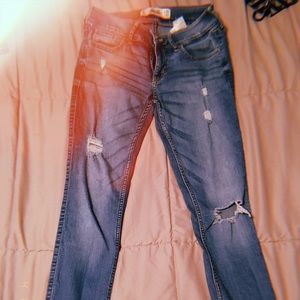 Hollister Jeans(low rise).